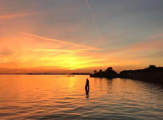 Lagoon View Apartamento *